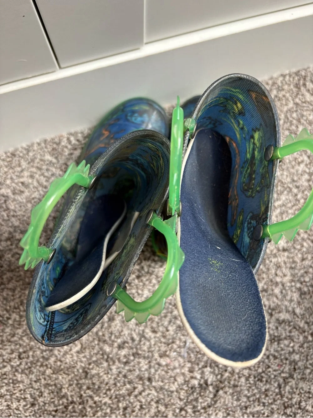 Western Chief Dinosaur Pull On Rainboots Size 11c